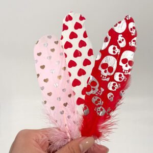 100-Piece Gradient-Colored Gold-Stamped Feather Set — Measuring 14–22 cm, adorned with gold hearts, stars, and polka-dot patterns; ideal for DIY crafts, dreamcatcher making, home decor, as well as wedding and party decorations.